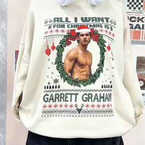 Off Campus Character Christmas Shirt Sweatshirt Hoodie | All I Want For Xmas Is